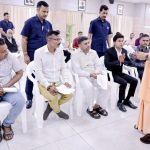 योगी कीअफसरों को दो टूक: समय सीमा में करें जनता की समस्याओं का समाधान !