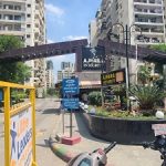 गाजियाबाद की अजनारा इंटिग्रिटी सोसाइटी में हंगामा, आरोपी गिरफ्तार!