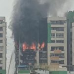 गाजियाबाद की गौर ग्रीन एवेन्यू सोसाइटी में भीषण आग, कई फ्लैट चपेट में