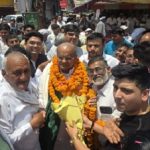 मोरटा गेट पर पूर्व सांसद के.सी. त्यागी का भव्य स्वागत, क्षेत्रीय विकास मुद्दों पर हुई चर्चा