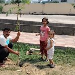 औरा कायमेरा सोसाइटी में हरियाली की पहल, निवासियों ने लगाए 40 पौधे