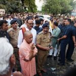 लखनऊ अग्निकांड: 15 मौतों के बाद बड़ा प्रशासनिक भूचाल, 19 इंजीनियर और 6 PCS अधिकारियों पर गिरी गाज