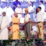 मेधावी छात्र सम्मान समारोह: गाजियाबाद के दो होनहारों ने बढ़ाया जिले का मान, मुख्यमंत्री के हाथों हुए सम्मानित