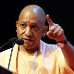 रास्ता न दिला पाएं तो लेखपाल, कानूनगो, तहसीलदार सबको सस्पेंड करो: सीएम योगी