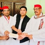 हल्दौनी कांड: 6 वर्षीय बच्ची के पीड़ित परिवार को सपा ने सौंपी 1 लाख की आर्थिक मदद