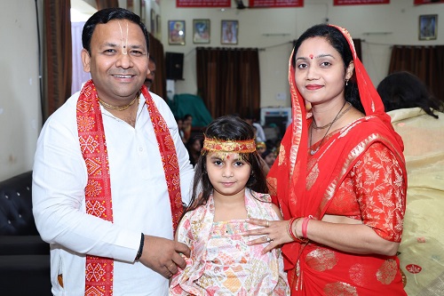 F